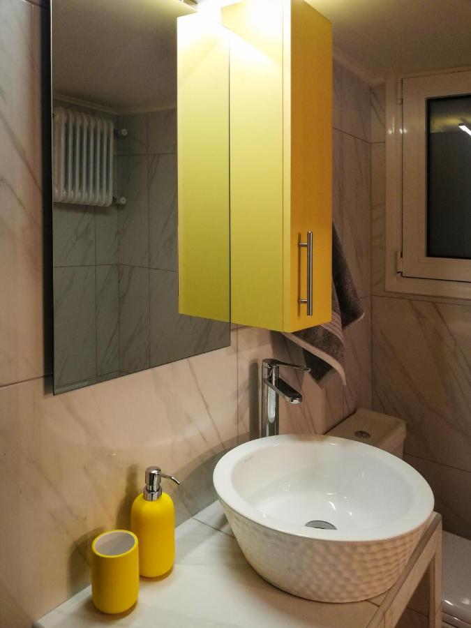 Stylish Modern Studio In The Heart Of Aten Exteriör bild