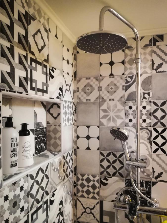 Stylish Modern Studio In The Heart Of Aten Exteriör bild
